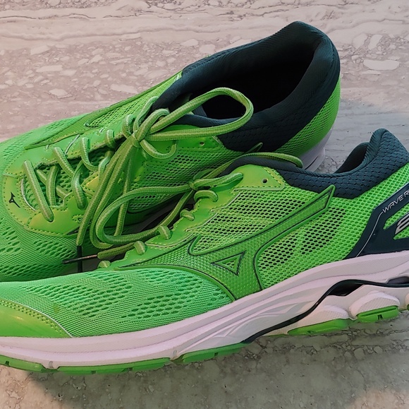 Mizuno Wave Rider 21 - Picture 2 of 5